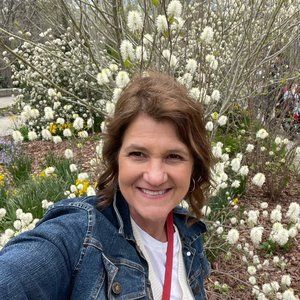 Meet your Posher, April